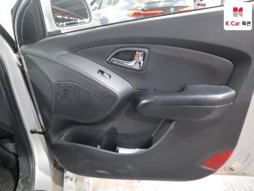 2013 - hyundai tucson