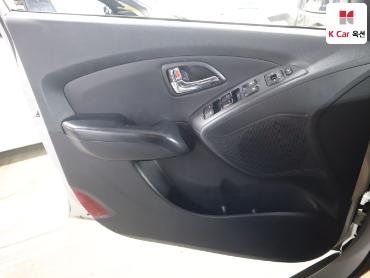 2013 - hyundai tucson