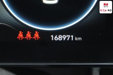 هيونداي أفانتي 2021 — صورة 4
