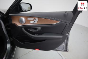 2020 - mercedes-benz e300