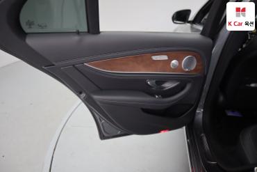 2020 - mercedes-benz e300