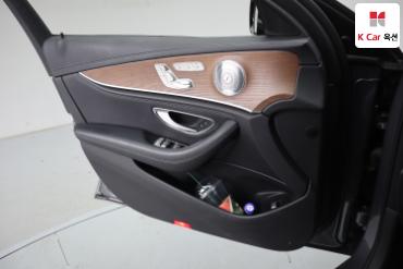 2020 - mercedes-benz e300