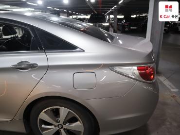 2013 - hyundai sonata