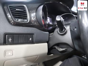 2019 - kia carnival