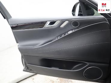2022 - genesis g80