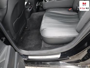 2022 - genesis g80