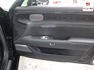 2023 - genesis g90