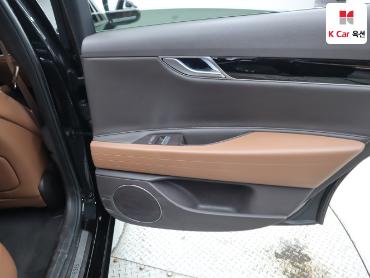 2022 - genesis g80