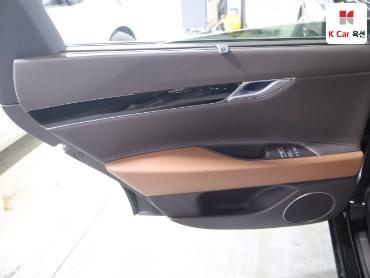 2022 - genesis g80