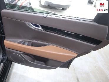2022 - genesis g80