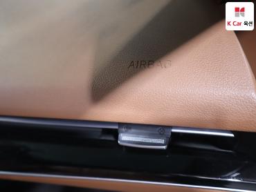 2022 - genesis g80