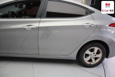 2011 - hyundai avante