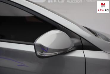 2011 - hyundai avante