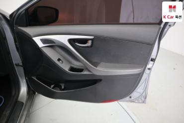 2011 - hyundai avante