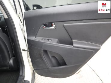 2012 - kia sportage