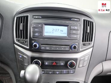 2021 - hyundai grand starex