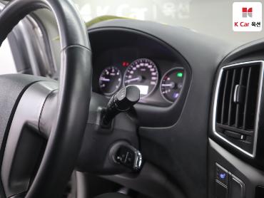 2021 - hyundai grand starex