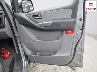 2021 - hyundai grand starex