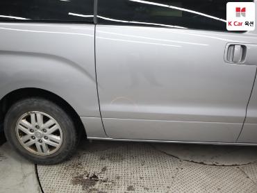 2021 - hyundai grand starex