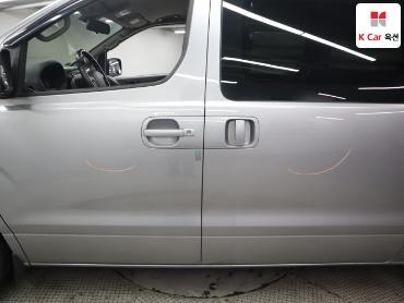 2021 - hyundai grand starex