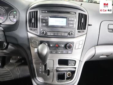 2021 - hyundai grand starex