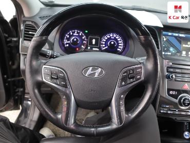 2016 - hyundai grandeur