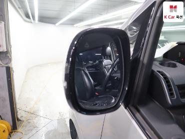 2022 - hyundai staria