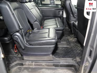 2022 - hyundai staria
