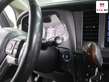2015 - toyota sienna