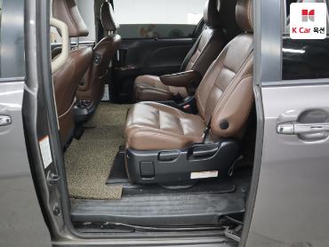 2015 - toyota sienna