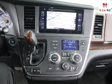 2015 - toyota sienna