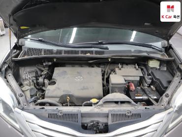 2015 - toyota sienna