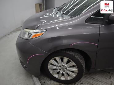 2015 - toyota sienna