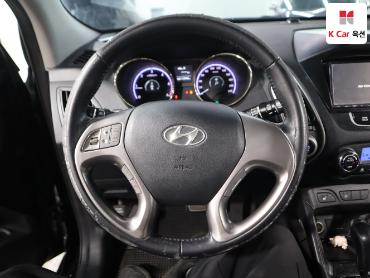 2011 - hyundai tucson
