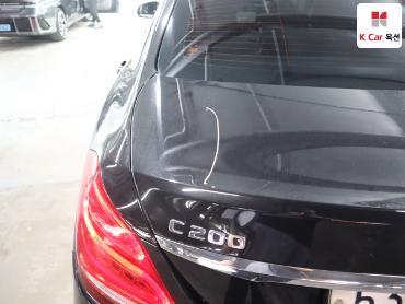 2017 - mercedes-benz c200