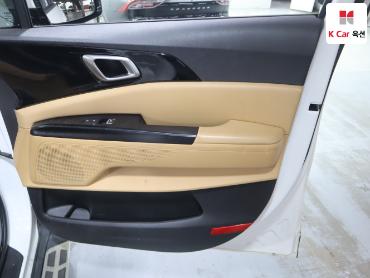 2022 - kia carnival