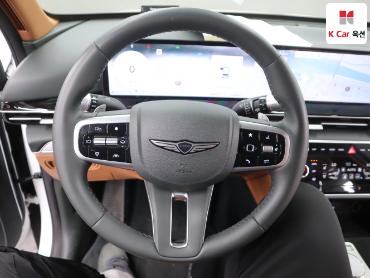 جينيسيس Gv80 2024 — صورة 16