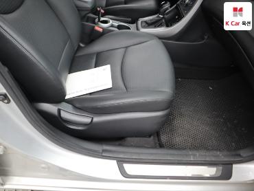 2014 - hyundai avante