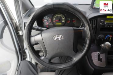 2013 - hyundai grand starex