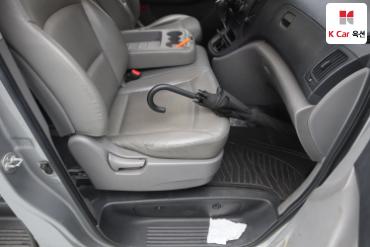 2013 - hyundai grand starex