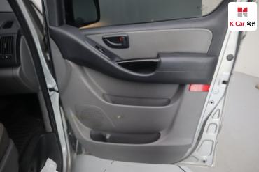 2013 - hyundai grand starex