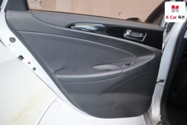 2010 - hyundai sonata