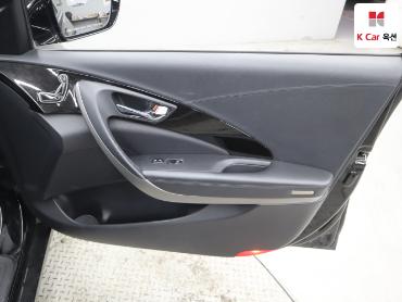 2011 - hyundai grandeur