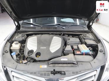 2011 - hyundai grandeur