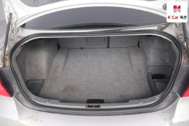 2011 - bmw 3 series