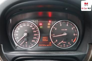 2011 - bmw 3 series