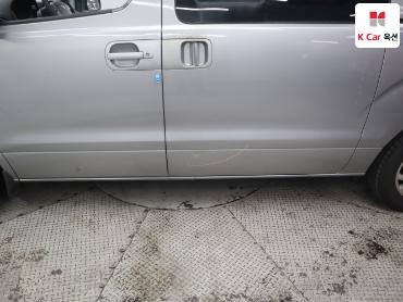 2016 - hyundai grand starex