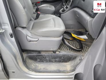 2016 - hyundai grand starex