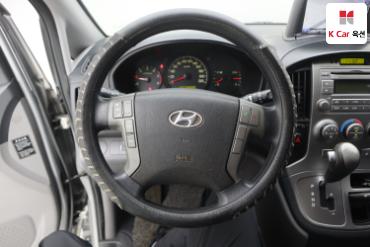 2012 - hyundai grand starex