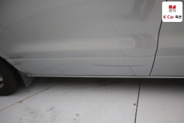 2012 - hyundai grand starex